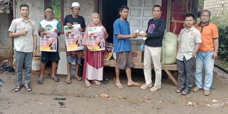 Peduli Sesama, Muslihin SIP Anggota DPRD Bantu Korban Kebakaran di Cikupa