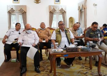 BUPATI PAPARKAN INOVASI PERLINDUNGAN PEKERJA KEPADA TIM PENILAI PARITRANA AWARD TINGKAT JABAR