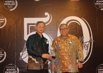 RSUD SEKARWANGI RAIH PENGHARGAAN THE BEST HOSPITAL IN SERVICE & PERFORMANCE EXCELLENT OF THE YEAR