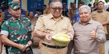 FESTIVAL DURIAN DAN PASAR LEUWEUNG, BUPATI  :  PENGEMBANGAN PERTANIAN DUKUNG PERCEPATAN PEMBANGUNAN DAERAH