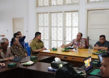 Sekda Sukabumi Ade Suryaman Pimpin Rapat Evaluasi Pelaksanaan Sistem Pemerintahan Berbasis Elektronik (SPBE)