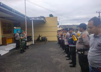 Jalin Sinergitas, TNI dan Polri Laksanakan  Apel Gabungan di Parakansalak Sukabumi