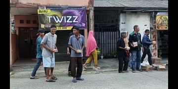 Yayasan Jurnalis Langkah Terarah  Bagikan Ratusan Takjil di Bulan Suci Ramadhan 2023