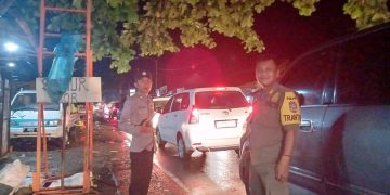 Petugas Sukses Atasi Kemacetan Arus Balik di Pertigaan Bagbagan, Palabuhanratu