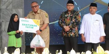 Bupati Sukabumi H. Marwan Hamami Hadiri BAZNAS AWARD 2023