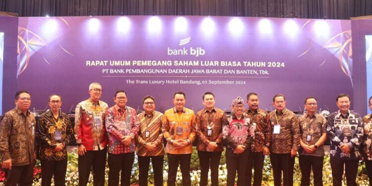 SEKDA ADE SURYAMAN HADIRI RUPS LUAR BIASA PT. BANK BJB TAHUN 2024