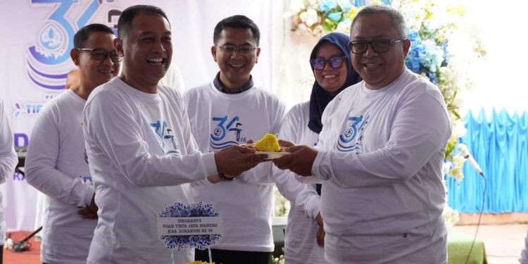 HUT Perumda Air Minum Tirta Jaya Mandiri, Bupati Marwan Tekankan Pentingnya Visi untuk Menjawab Tantangan Masa Depan
