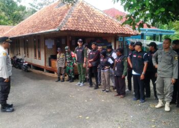 Polsek Ciemas Lakukan Pengawalan Penertiban APS Jelang Pilkada Serentak 2024