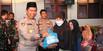 Polres Sukabumi Peduli, Salurkan 1.200 Paket Sembako ke Korban Bencana di Palabuhanratu