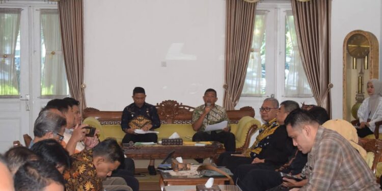 Wabup Tekankan Pentingnya Berpikir Terbuka, Kolaboratif, dan Inovatif dalam Penyusunan RPJMD