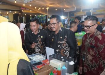 Bupati Dorong Masyarakat Beli Produk UMKM di Bazar Kuliner Ramadhan 1446 H