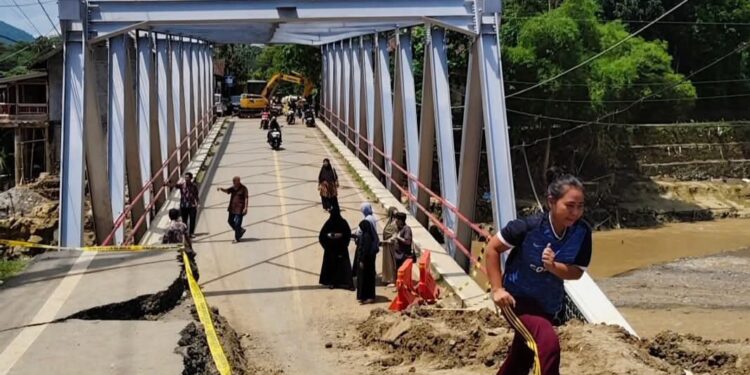 Jembatan Bojong Kopo Rusak, Anggota DPRD Kabupaten Sukabumi Minta PUPR Buka Akses Sementara Jelang Lebaran
