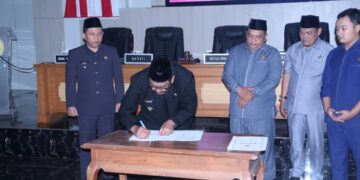 DPRD KABUPATEN SUKABUMI SETUJUI RAPERDA TENTANG PAJAK DAERAH DAN RETRIBUSI DAERAH