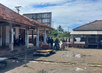 Anggota DPRD Ujang Abdurohim Rochmi Kesal: Fasilitas TPI Ciwaru Memprihatinkan, Diharapkan Perbaikan Segera!