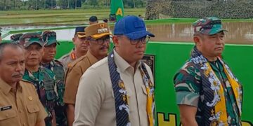 Wamentan dan KSAD Resmikan Sarana Pengairan Pertanian di Desa Ciwaru, Dorong Swasembada Pangan