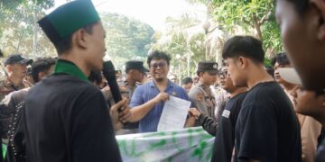 Komisi IV DPRD Kabupaten Sukabumi Terima Aksi Unjuk Rasa dari HMI Cabang Sukabumi