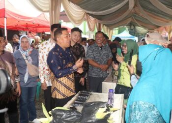 Wujud Nyata Hadirnya Pemerintah: Pemkab Sukabumi Gelar Operasi Pasar Murah di Bojongkokosan, Rakyat Antusias Sambut Kegiatan