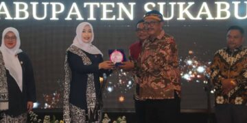 Pelantikan IBI dan Launching Srikandi: Bupati – Bidan Garda Terdepan Keselamatan dan Kesehatan Generasi Bangsa