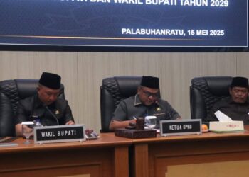 WABUP ANDREAS HADIRI RAPAT PARIPURNA DPRD KABUPATEN SUKABUMI