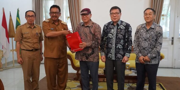 Bupati Sukabumi Bersama Perwakilan Korea Selatan Bahas  Beasiswa Kuliah di University of Gyeongnam Namhae