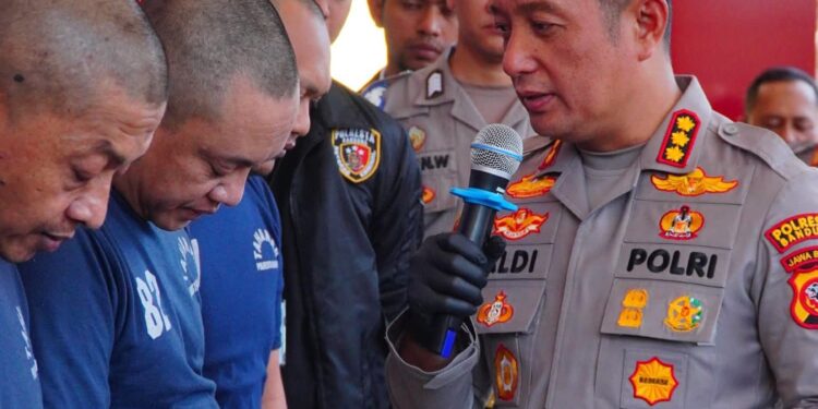 Komplotan Pembobol Toko di Bandung Terungkap, Kerugian Ditaksir Rp300 Juta