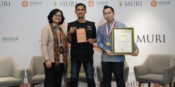 2.776 Km Tanpa Kendala: Goda Mecha Kingkong Torehkan Rekor MURI di Jalanan Jawa