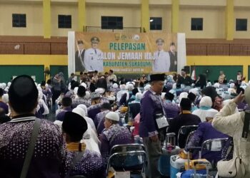 Ahmad Samsul Bahri Resmi Lepas 345 Calon Haji Kloter 56 ke Tanah Suci