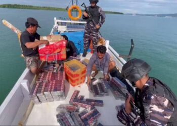 Penyelundupan Ribuan Rokok Ilegal Digagalkan TNI AL di Perairan Kotabaru