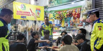 Cegah Kenakalan Remaja, Polresta Cirebon Edukasi Jam Malam Lewat Patroli Humanis
