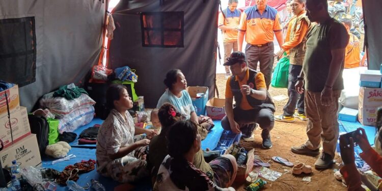 Tanggap Darurat, BNPB Distribusikan Bantuan untuk Pengungsi Kebakaran Kapuk Muara