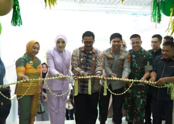 Bupati Sukabumi Resmikan Ratu Freshmart dan Luncurkan SPPG Palabuhanratu 2 & 3