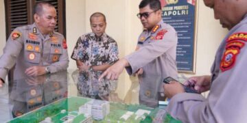 Kapolda Jabar dan Waastama Ren Kapolri Tinjau Proyek RS Bhayangkara Sartika Asih Bandung