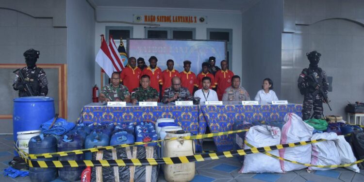 Operasi Laut TNI AL Berhasil Cegah Penyelundupan Komoditas Bernilai Tinggi di Perbatasan RI–PNG