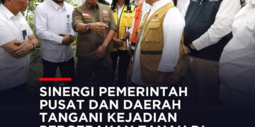 Kepala BNPB Dampingi Menko PMK Tinjau Lokasi Pergerakan Tanah di Purwakarta