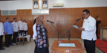 Bupati Asep Japar Kukuhkan Hj. Rina Rosmaniar, Dorong PAUD sebagai Pilar Pembentukan Karakter Anak