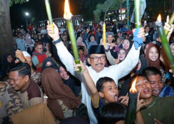 Pawai Obor Tahun Baru Islam, Bupati Asep Japar: Ini Simbol Sukabumi yang Maju dan Mubarokah