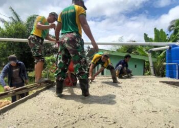 Karya Bakti TNI di Perbatasan: Satgas Yonarmed 11 Kostrad Bangun Sarana Air Bersih Masjid