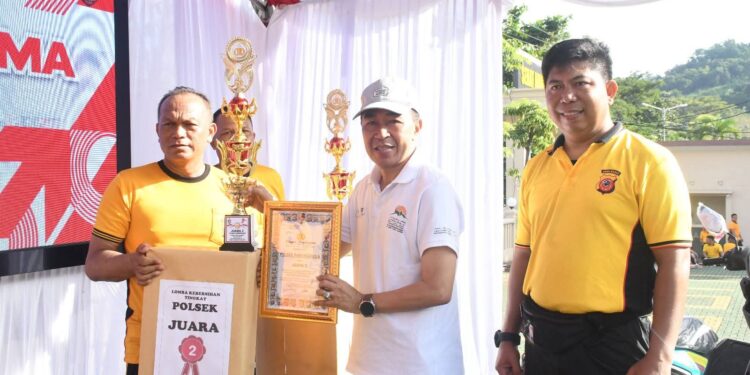 Olahraga Bersama di HUT Bhayangkara ke-79, Sekda: Saatnya Perkuat Kebersamaan