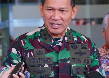 Letjen TNI Novi Helmy Resmi Kembali ke TNI Setelah Menjabat Dirut Bulog