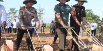 Sinergi Lintas Sektor: Polres Garut Launching Penanaman Jagung Serentak Kuartal III