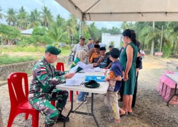 Satgas Pamtas Yonarmed 11 Kostrad Gelar Khitanan Massal di Perbatasan Sebatik
