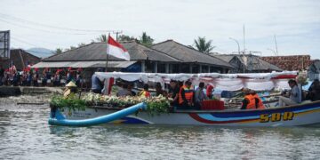 Wabup Sukabumi: Hari Nelayan Ciwaru Bukan Sekadar Pesta, tapi Masa Depan Ekonomi Pesisir