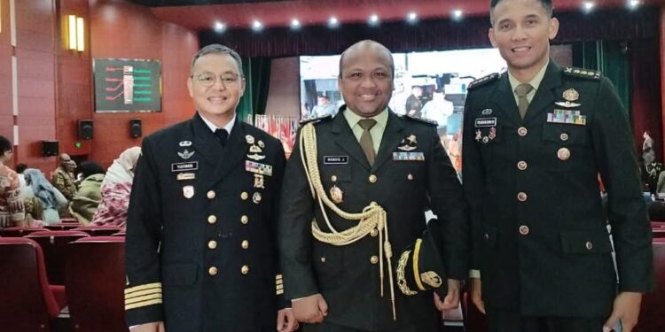 TNI Cetak SDM Unggul, Dua Perwira Lulus Program DSSC PLA China