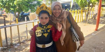 Tari Jaipong Meriahkan Syukuran Nelayan ke-68 Desa Ciwaru, Peserta Didik Kecamatan Ciemas Turut Berpartisipasi