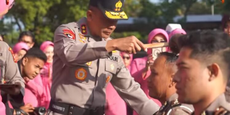 Ratusan Personel Naik Pangkat, Kapolda Jabar: Ini Bukan Hadiah, Tapi Hasil Kerja Keras
