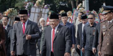 Ketua DPRD Sukabumi Hadiri Upacara Hari Bhayangkara ke-79: Dukung Polri Semakin Profesional dan Dicintai Masyarakat