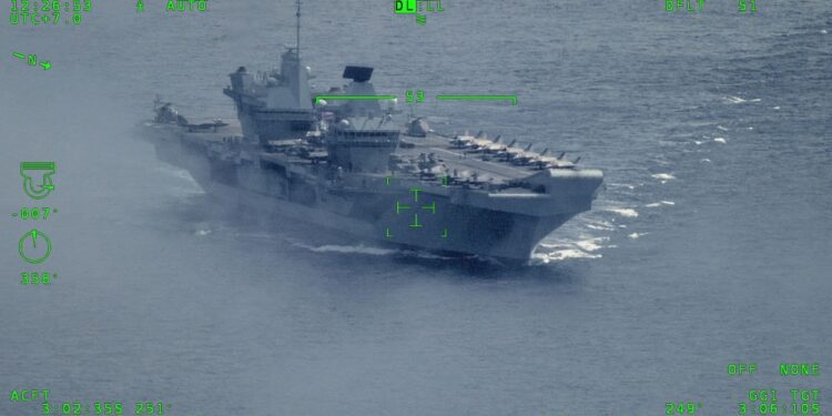 KRI dan Pesawat Udara TNI AL Laksanakan Latihan Bersama HMS Prince of Wales