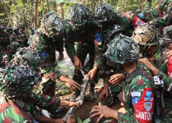 Prasis Semaba PK TNI AU A-55 Latihan Survival, Asah Mental dan Keterampilan Bertahan Hidup