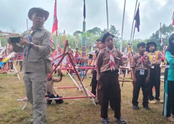 Ribuan Siswa Kecamatan Ciemas Meriahkan HUT Pramuka ke-64 di Lapang Sindanghayu