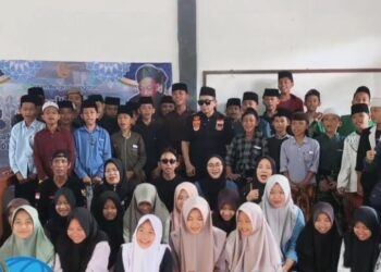 YFSBBP Santuni Santri Ponpes Darul Ma’arif, Jaga Silaturahmi dan Kepedulian